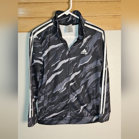 Adidas Black and Gray Boy's Hoodie Jacket Sweatshirt All over Print Size 14/16 - Picture 3 of 8